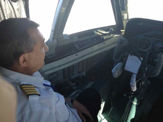 One of the copilots on our flight to Cherskiy.  No hands necessary!